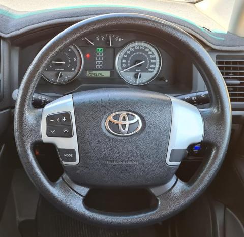 With Steering Wheel Controls
