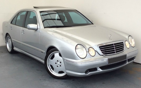 Mercedes E-Class 2000-2002 W210