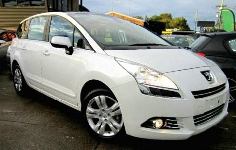 Peugeot 5008 2013-