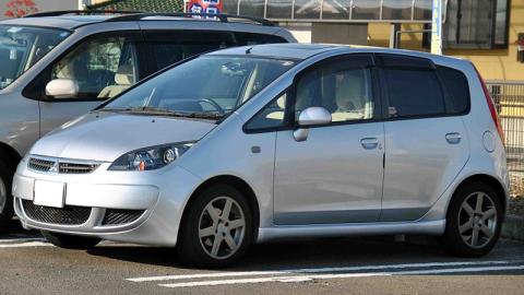 Mitsubishi Colt 2004 ON