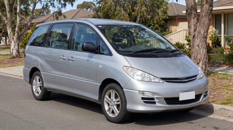 Toyota Tarago (Estima) 2001-2006