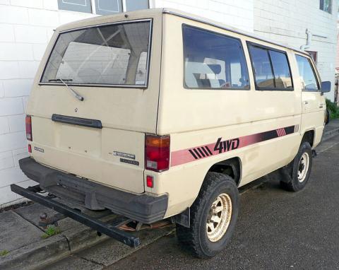 Mitsubishi L300 Express 1980-1986  SA-SE
