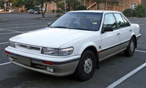 Nissan Pintara Sedan & Superhatch 1989-1992