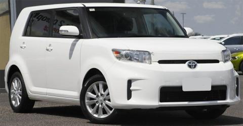 Toyota Rukus (Rumion) 2010-2015